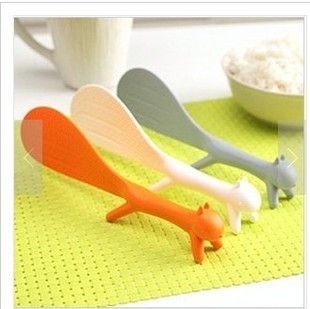 韩版创意松鼠可立不粘桌饭勺松鼠饭勺塑料