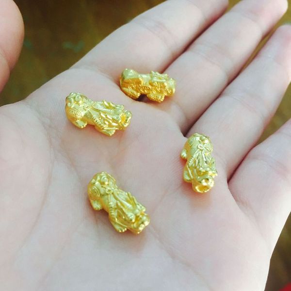 串珠转运珠黄金貔貅吊坠999足金3d硬金迷你小貔貅石榴石金珠手链