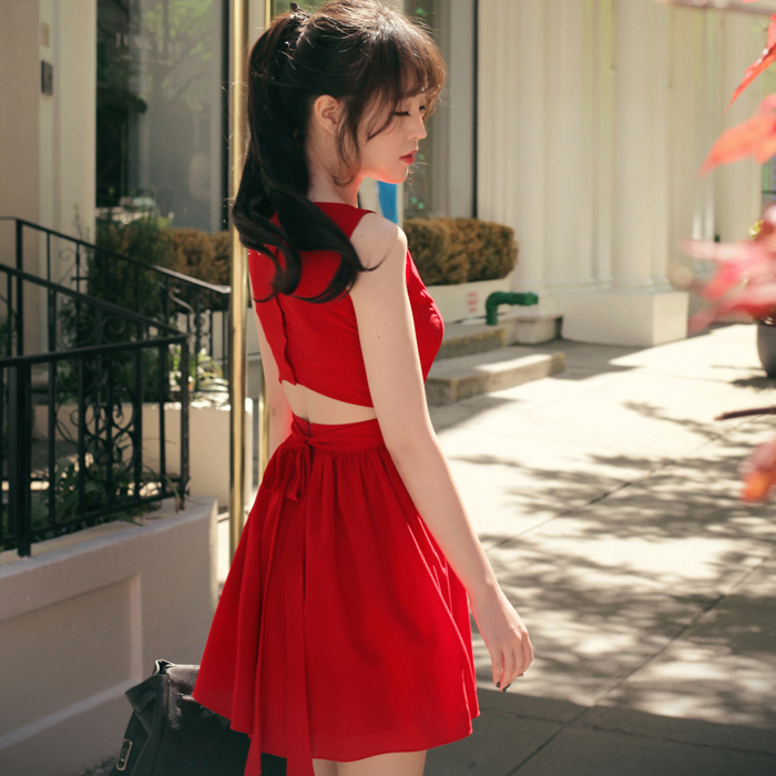 Красное Платье В Школу