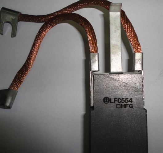 优质lfc554碳刷电刷 32x40x80mm