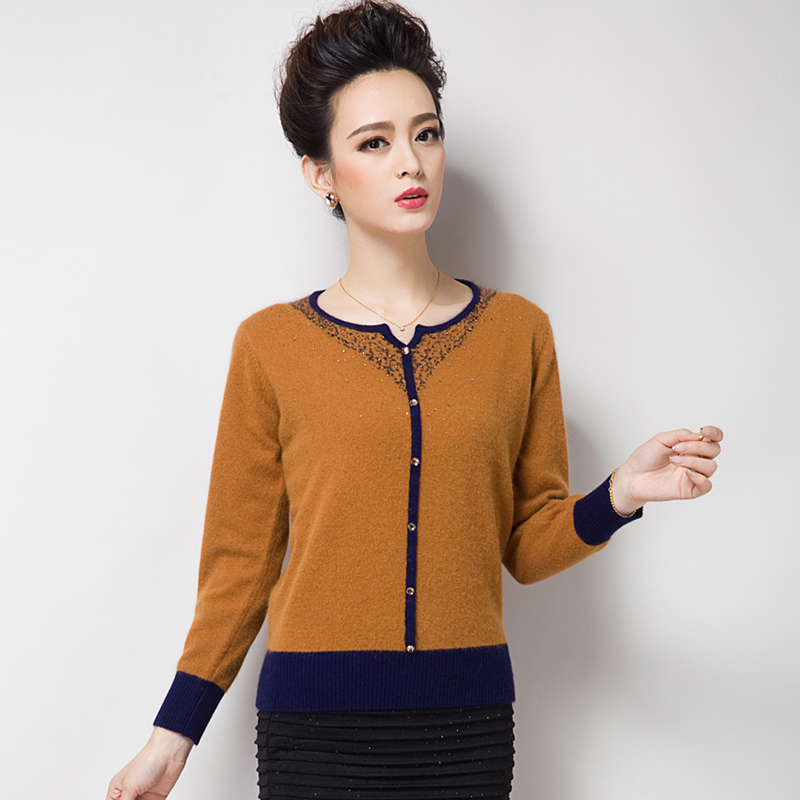 2014 winter korean version of the conventional models v neck sleeved knit mink 2014 winter korean version of the conventional models v neck sleeved knit mink