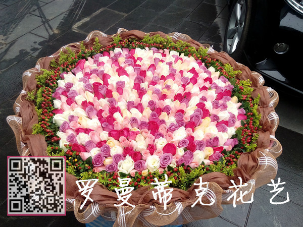 999朵520朵365朵彩色玫瑰花束上海鲜花求婚用花鲜花店
