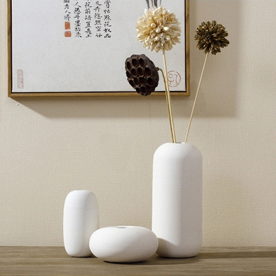 标题优化:欧式陶瓷花瓶白色三件套摆件 现代简约时尚家居客厅软装饰工艺品