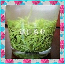 Полфунта упаковки Рекомендуемый чай * Xinyang волосяной кончик 2023 Качественный завтра - Бегите на вершине горы 50g Новый чай Зеленый чай