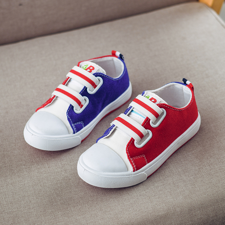 enfant chaussures de toile de printemps et d'automne chaussures filles les chaussures de bébé garçons chaussures de sorts couleur des étudiants chaussures bas pour aider les chaussures occasionnelles la marée enfant chaussures de toile de printemps et d'automne chaussures filles les chaussures de bébé garçons chaussures de sorts couleur des étudiants chaussures bas pour aider les chaussures occasionnelles la marée