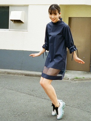 拼手速~横田真悠合作款 18夏 薄纱拼接 木耳边小立领半袖