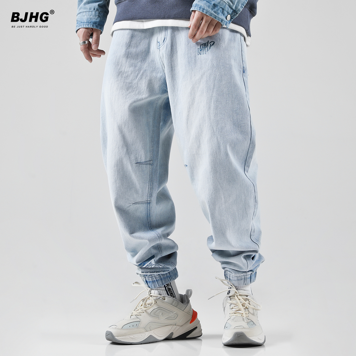 bjhg printemps et de l'été vintage faisceau pieds jeans hommes marée de la marque japonaise hip-hop lâche lavage à l'eau bleu clair occasionnel fuselée pantalon