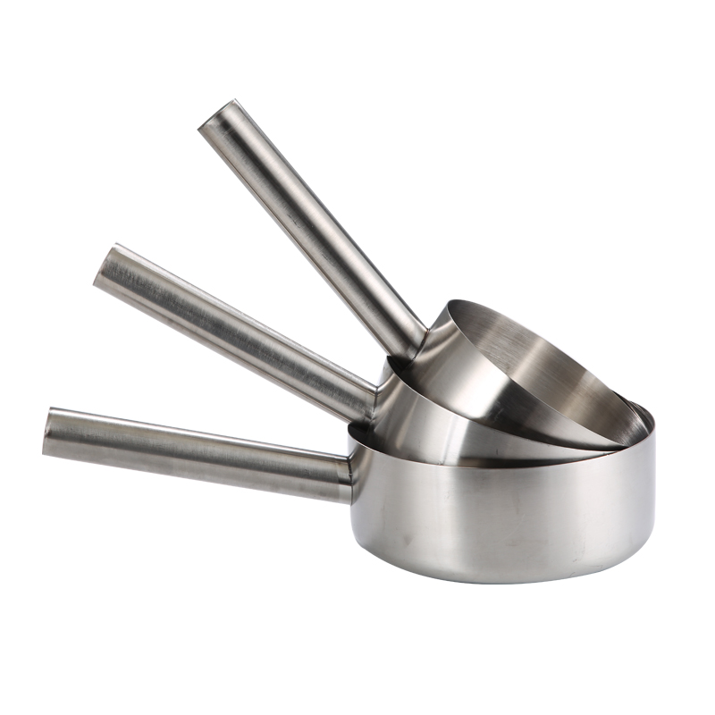 Stainless Steel Bailer Water Dipper Bailer Deepening Thickening Household Water Float Kitchen Cooking Noodles and Soup Powder Flat Bottom Small Pot Milk Pot