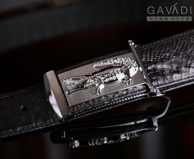 到底怎样才能辨别和区分鳄鱼皮皮带或者鳄鱼皮包的真假呢 到底怎样才能辨别和区分鳄鱼皮皮带或者鳄鱼皮包的真假呢