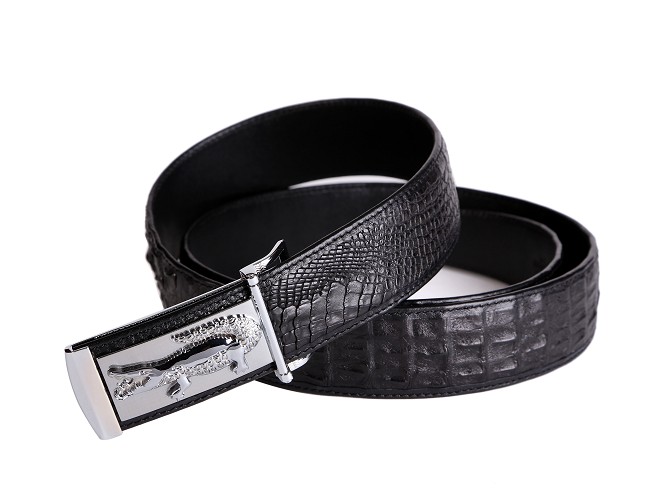 到底怎样才能辨别和区分鳄鱼皮皮带或者鳄鱼皮包的真假呢