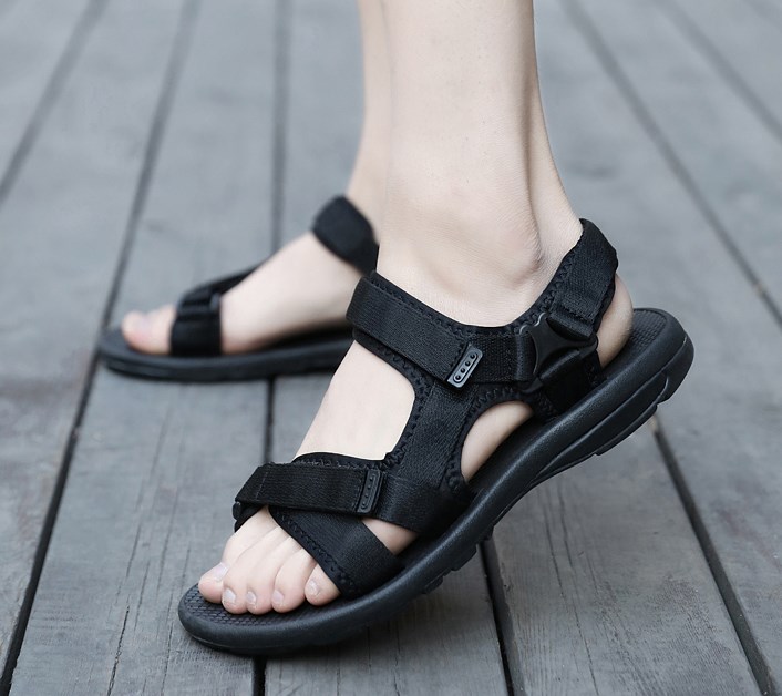 hommes sandales sandales hommes de l'étudiant à l'été 2019 nouveau fond mou de jeunes de la tendance de la non-dérapant version coréenne de chaussures casual hommes sandales sandales hommes de l'étudiant à l'été 2019 nouveau fond mou de jeunes de la tendance de la non-dérapant version coréenne de chaussures casual