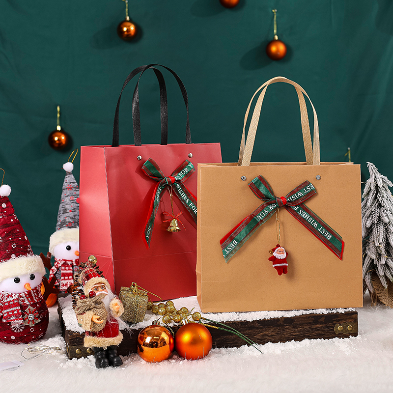 New Products in Stock Christmas Paper Bag Christmas Eve Kraft Paper Apple Packaging Gift Bag Handbag Exquisite Gift Bag