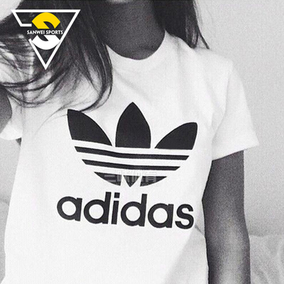 Adidas阿迪达斯三叶草经典女子运动休闲圆领短袖T恤BK23