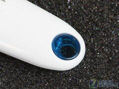 纯白如玉台电心灵塔系列8G优盘评测