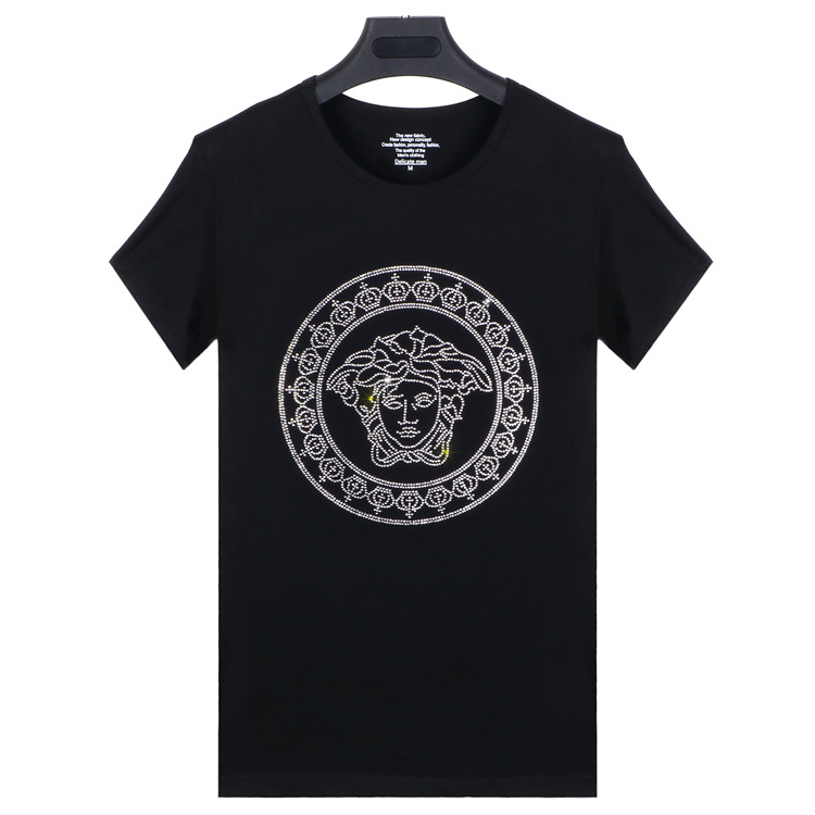 medusa manches courtes hommes hot fix strass t-shirt de la marque tide de jeunes gars gras de la graisse noire demi-manches de chemise sociale esprits guy t medusa manches courtes hommes hot fix strass t-shirt de la marque tide de jeunes gars gras de la graisse noire demi-manches de chemise sociale esprits guy t