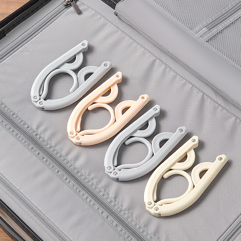 Travel Foldable Clothes Hanger Household Outdoor Travel Business Trip Portable Plastic Hanger Clothes Hanger