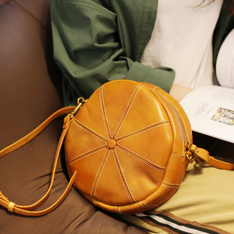 2018 nouveau design original circulaire en cuir femme sac de manuel à bandoulière en cuir de messager sen ministère de l'littéraires petit sac à dos 2018 nouveau design original circulaire en cuir femme sac de manuel à bandoulière en cuir de messager sen ministère de l'littéraires petit sac à dos