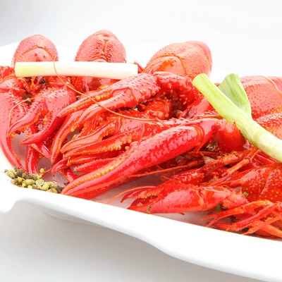 生态养殖： 盱眙满江红龙虾 净虾2斤 78.9元包邮