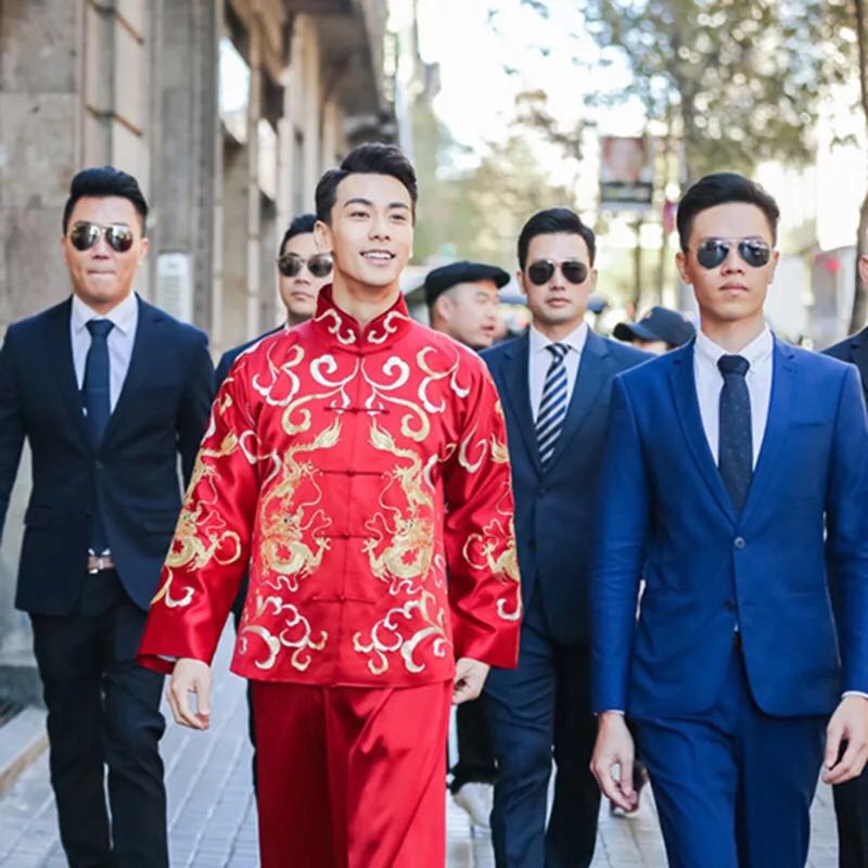 la location de montrer wo vêtements de marié smokings de mariage robe de salut vêtements chinois robe de mariée toast vêtements manteau trésor manteau chen violet lettre correspondant hommes la location de montrer wo vêtements de marié smokings de mariage robe de salut vêtements chinois robe de mariée toast vêtements manteau trésor manteau chen violet lettre correspondant hommes