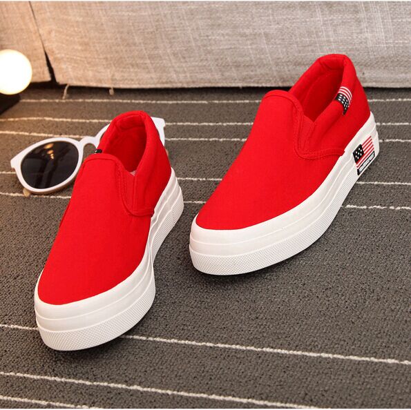 printemps et d'automne chaussures femmes talon plat épais en bas d'une pédale de paresseux chaussures de toile au sein de la haute école secondaire les élèves rouge chaussures de sport femmes chaussures printemps et d'automne chaussures femmes talon plat épais en bas d'une pédale de paresseux chaussures de toile au sein de la haute école secondaire les élèves rouge chaussures de sport femmes chaussures