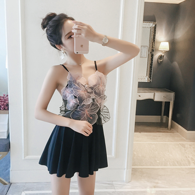 韩版花朵黑色裙式连体泳衣女保守显瘦遮肚游泳衣收腰平角温泉泳装-淘宝网
