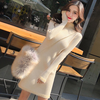 标题优化:2018冬装新款时尚韩版女装闺蜜装拼接毛毛边半高领长袖针织连衣裙