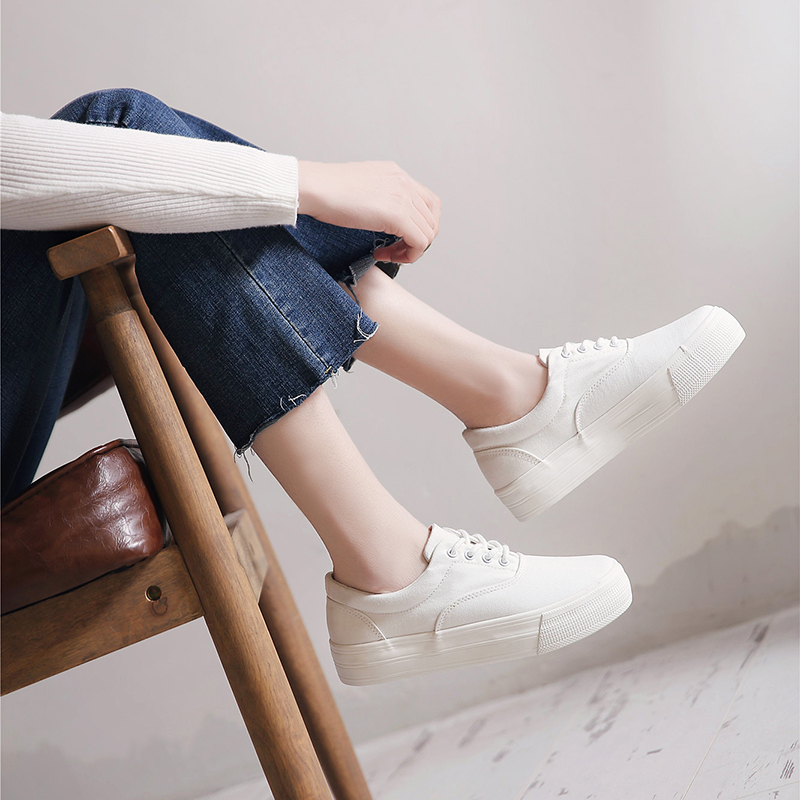 les personnes présentes à l'intérieur de l'augmentation du blanc chaussures femmes 2019 printemps modèles de chaussures les étudiants version coréenne de l'épaisseur de la plaque de fond de la chaussure cents qui prennent le blanc chaussures de toile les personnes présentes à l'intérieur de l'augmentation du blanc chaussures femmes 2019 printemps modèles de chaussures les étudiants version coréenne de l'épaisseur de la plaque de fond de la chaussure cents qui prennent le blanc chaussures de toile