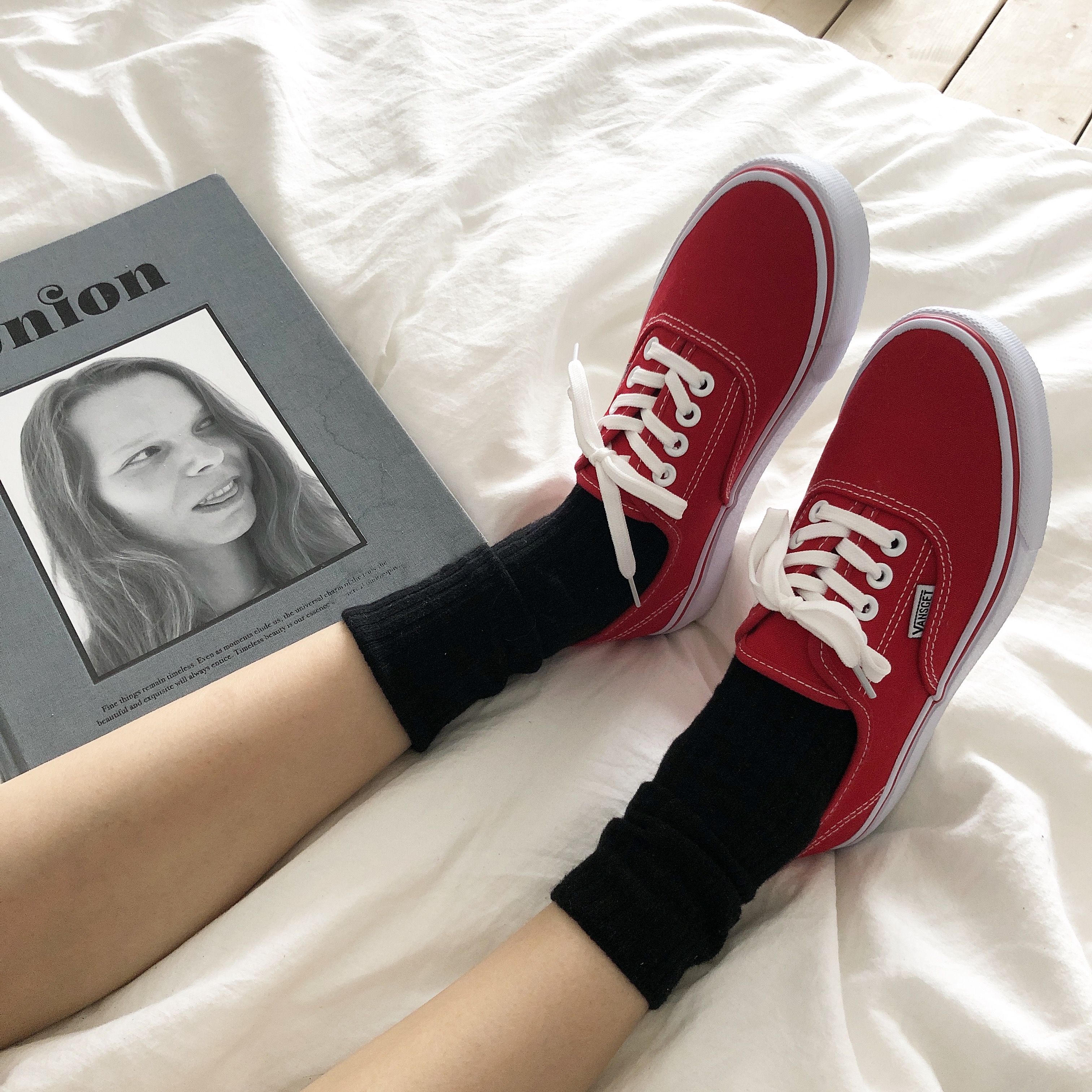 xu liu mans coréen ulzzang joker casual rouge chaussures de toile de la femelle couple de planche à roulettes de chaussures d'étudiant pour hommes occasionnels chaussures xu liu mans coréen ulzzang joker casual rouge chaussures de toile de la femelle couple de planche à roulettes de chaussures d'étudiant pour hommes occasionnels chaussures