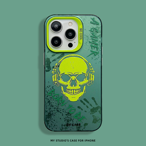 Born To Be A Gamer New Skull With Headphones Illustration 14, 13, 12 iPhone Case