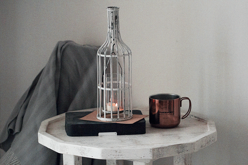 Nordic Style Artistic Retro Designer Model Iron Wine Bottle Vase Candlestick Boutique Hotel Bar Home Soft Decoration