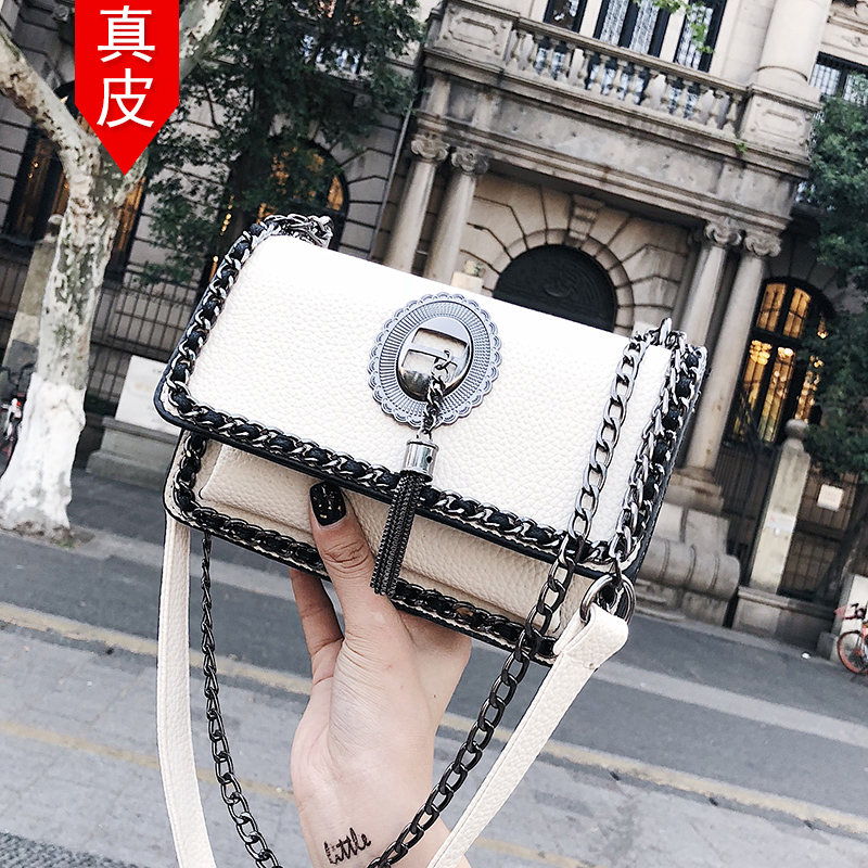 hong kong d'achat des petites ck français limité niche de sac femelle de sac de style de l'ouest 2019 nouveau cuir messenger sauvages de l'été hong kong d'achat des petites ck français limité niche de sac femelle de sac de style de l'ouest 2019 nouveau cuir messenger sauvages de l'été
