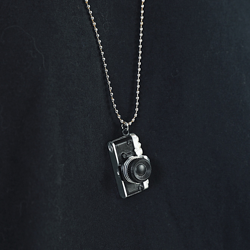 Islander Tide shop F426 retro camera necklace metal pendant matching jewelry couple men and women couple necklace
