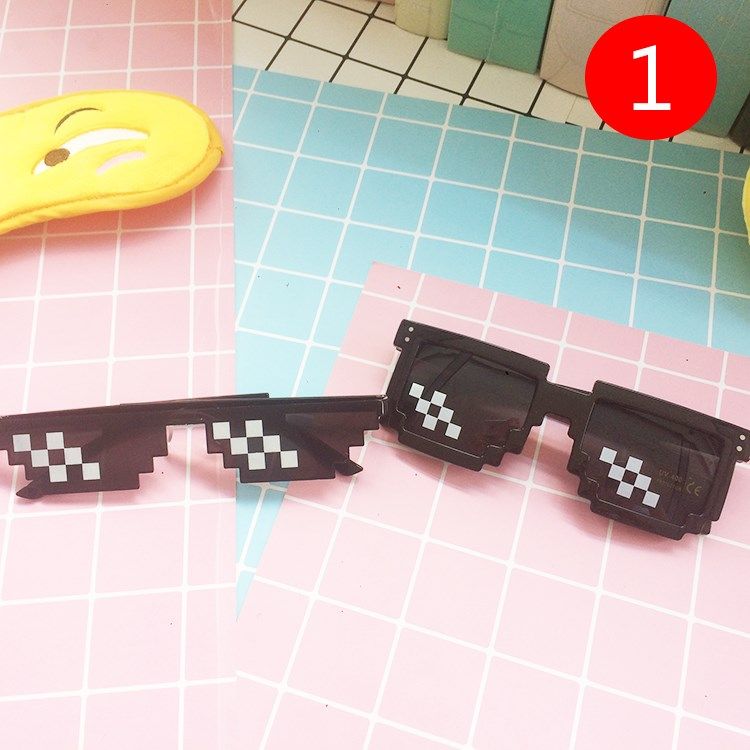 my world b mosaic glasses, tiktok, pixel life, thug, and the voice of the storm, the device is the magic device.