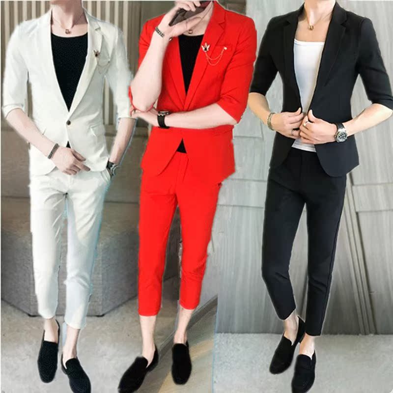 costume deux-pièces de l'ensemble de hommes est beau l'été mince à manches courtes costume de marée version coréenne de slim britannique pieds neuf points de pantalon costume deux-pièces de l'ensemble de hommes est beau l'été mince à manches courtes costume de marée version coréenne de slim britannique pieds neuf points de pantalon