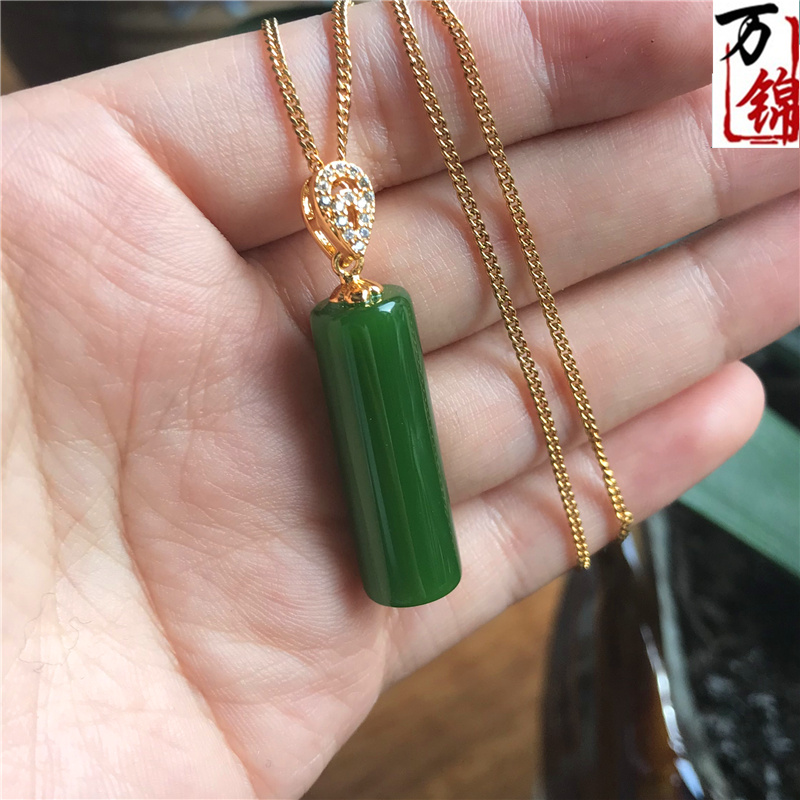 natural fidelity jade hetian jade pendant with men and women with fresh green jade pendant necklace spinach jade pendant gift