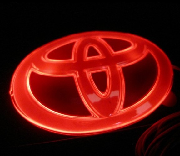 卡罗拉皇冠逸致标志发光车标丰田专用3d改装前后标灯 led车尾灯