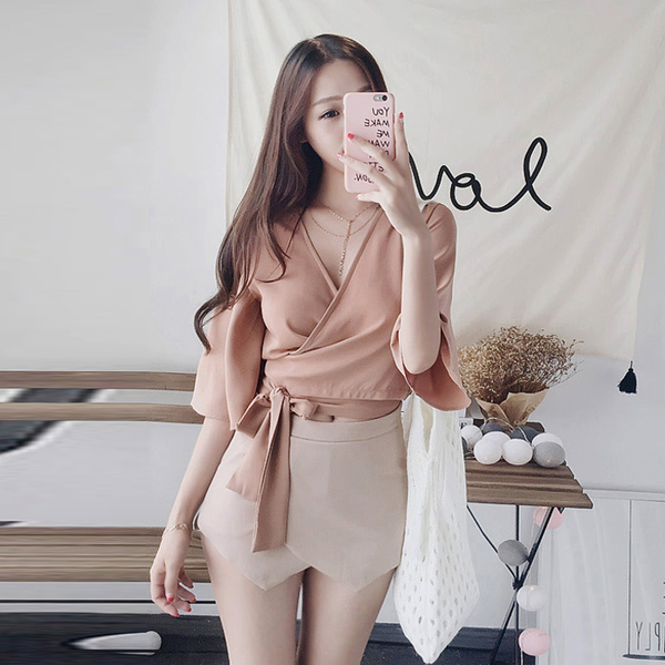 2017春季新款韩范性感V领交叉系带短款上衣百搭气质纯色雪纺衫女