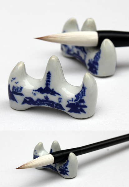 山字形笔架 毛笔笔架 搁毛笔用 青花瓷笔山陶瓷笔搁 书法用品