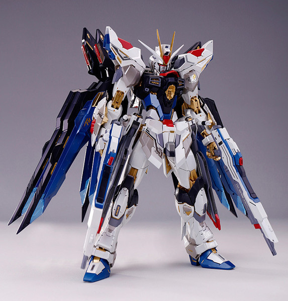 新品龙桃子mb mg 1:100 强袭自由 强自 sf 高达拼装模型 带光翼