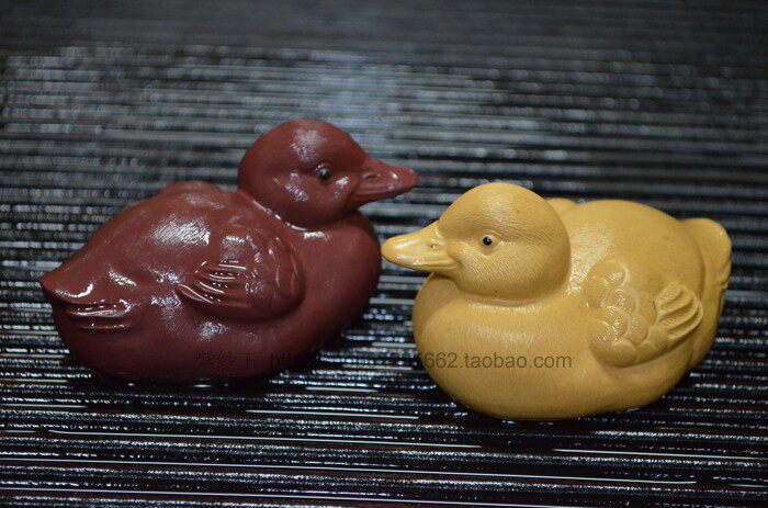 宜兴紫砂紫砂雕塑摆件茶宠子夜首创(可爱小鸭子)保真