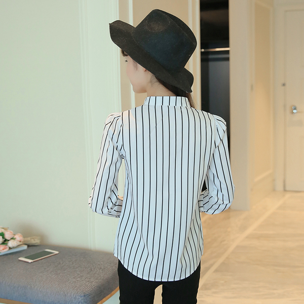 春秋女装职业黑白竖条纹衬衫女长袖显瘦韩版修身大码女士打底衬衣