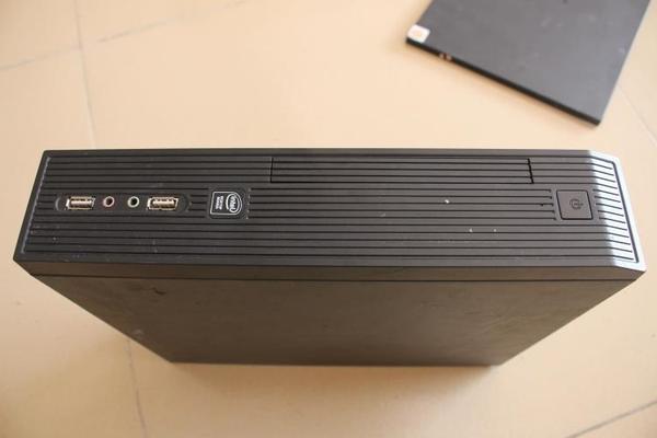 特價25塊 大水牛s0203 itx matx htpc 迷你小機箱