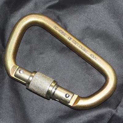金色d型钢锁 登山扣 高承重 碳钢 钢索 手锁 主锁 40kn 攀岩 装备