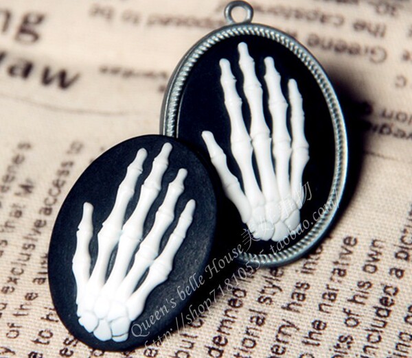 【美好饰物】僵尸手爪欧美平底复古树脂骨头diy饰品配件30*40mm