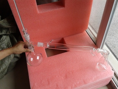 常压蒸馏装置(圆底烧瓶蒸馏头温度计冷凝管等)