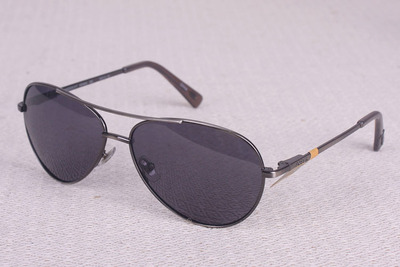 宝丽来眼镜蛤蟆镜