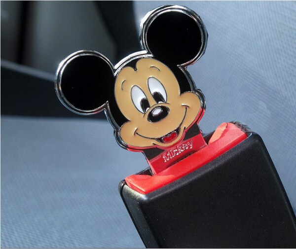 汽车车载卡通车用安全带卡夹片通用车内插扣卡扣插销用品包邮