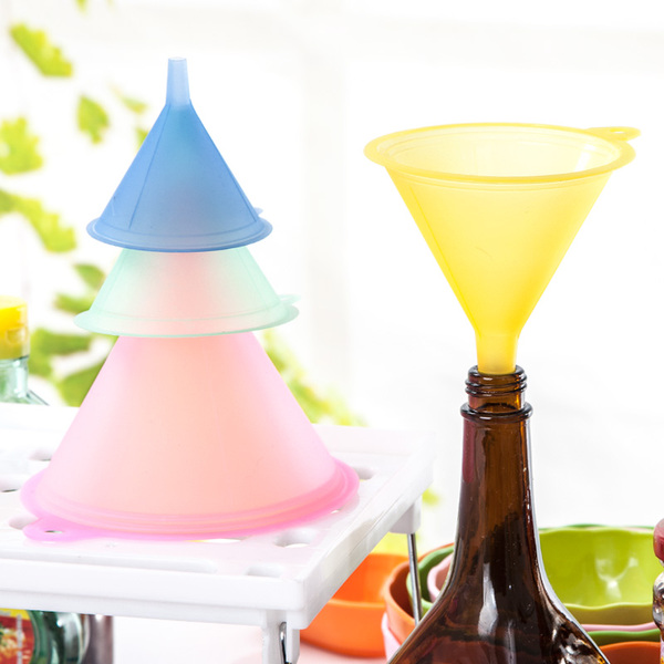 糖果色透明塑料漏斗创意居家厨房用油漏子水漏大小号5只装