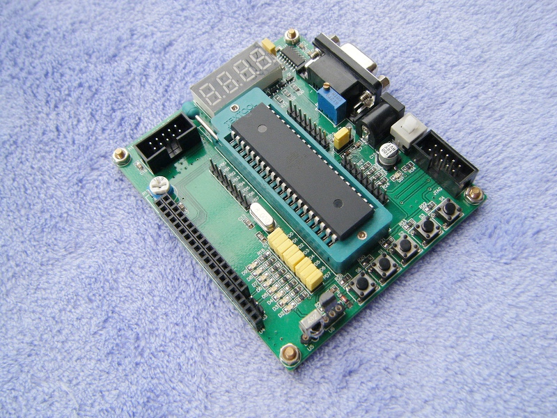 avr单片机开发板/atmega16最小系统/avr单片机开发板