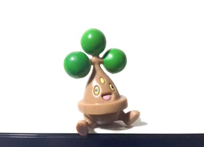 神奇宝贝宠物小精灵4cm公仔玩偶 爱哭树小摆件可以放在场景花盆里